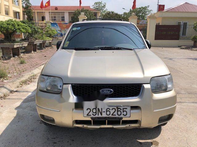 Cần bán gấp Ford Escape đời 2002, 119 triệu