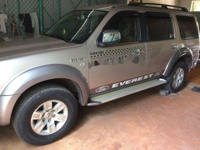 Bán Ford Everest đời 2007 xe gia đình