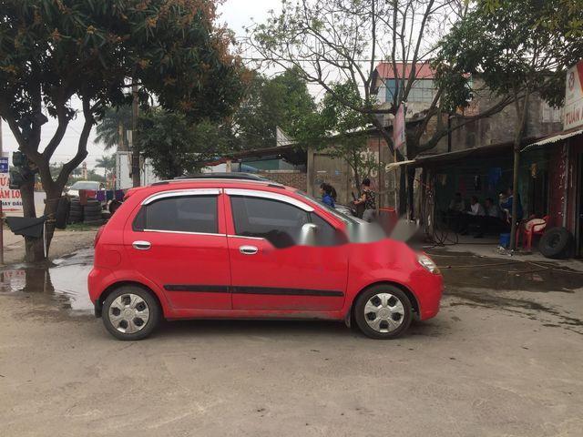 Cần bán Chevrolet Spark năm 2011, màu đỏ số sàn