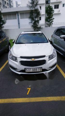 Cần bán gấp Chevrolet Cruze LTZ năm sản xuất 2016, màu trắng