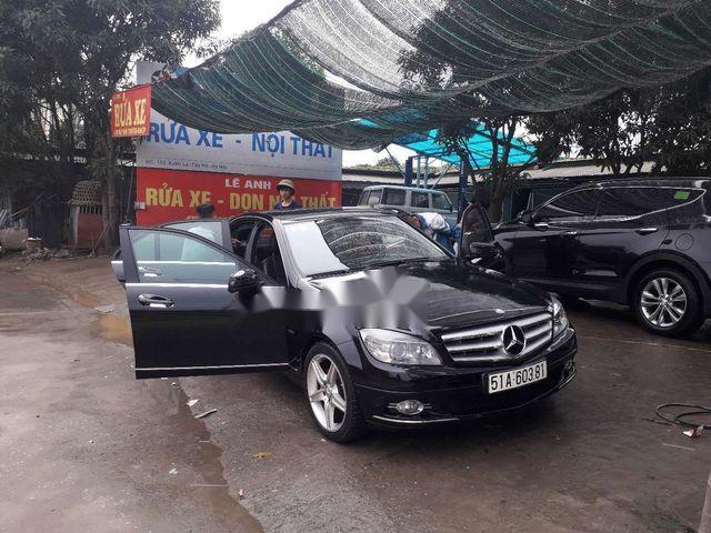 Cần bán lại xe Mercedes C230 đời 2009, màu đen, giá 450tr