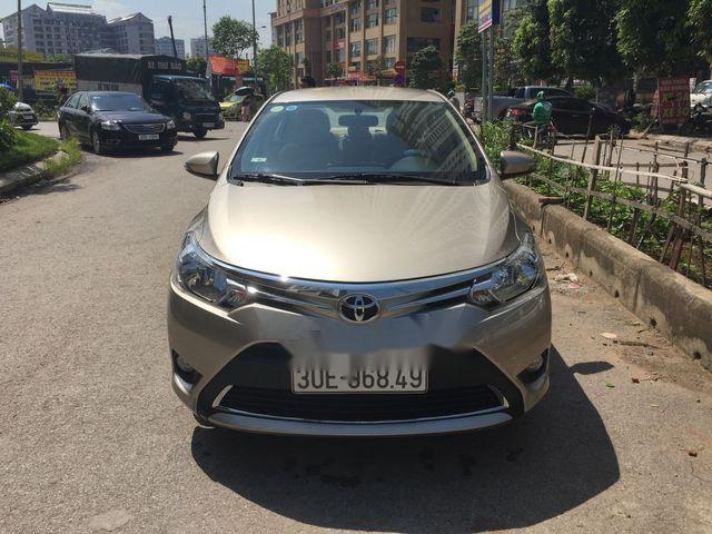 Bán Toyota Vios năm 2017, màu vàng cát