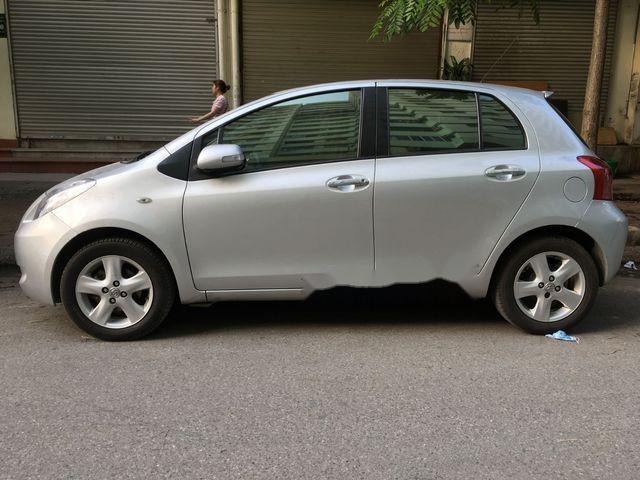 Cần bán xe Toyota Yaris 2008, màu bạc, nhập khẩu, giá chỉ 355 triệu