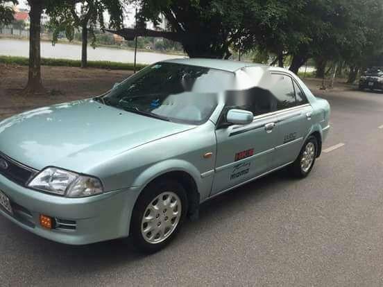 Cần bán Ford Laser đời 2002, màu xanh ngọc