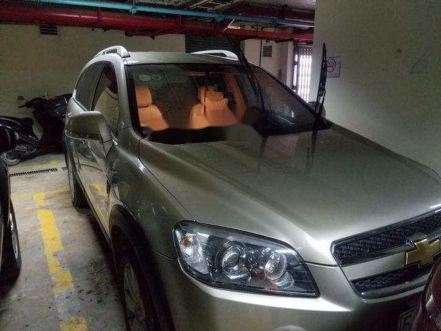 Bán Chevrolet Captiva LTZ Maxx 2.4 AT đời 2010, màu bạc chính chủ, 398 triệu