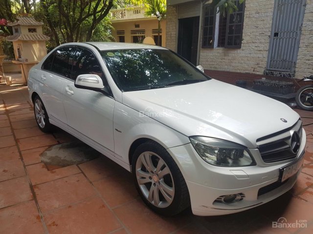 Bán Mercedes C230 đời 2008, màu trắng chính chủ, giá tốt