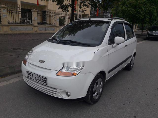 Bán xe Chevrolet Spark 2011, màu trắng số sàn