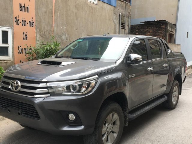 Bán ô tô Toyota Hilux 3.0 đời 2016, màu xám, nhập khẩu như mới, giá 728tr