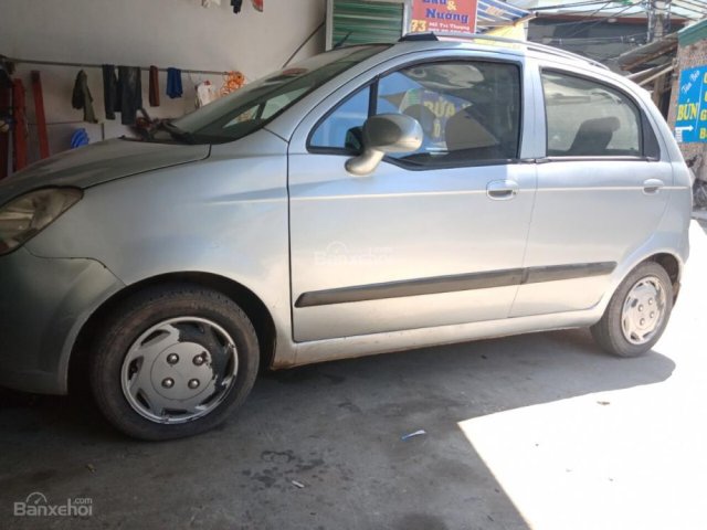 Cần bán Chevrolet Spark Se sản xuất năm 2010, màu bạc