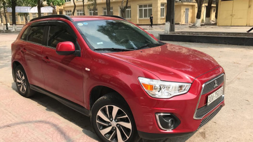 Chính chủ bán Mitsubishi Outlander Sport đời 2015, màu đỏ