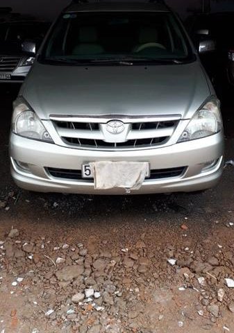 Bán xe Toyota Innova 2007, màu bạc, nhập khẩu nguyên chiếc ít sử dụng