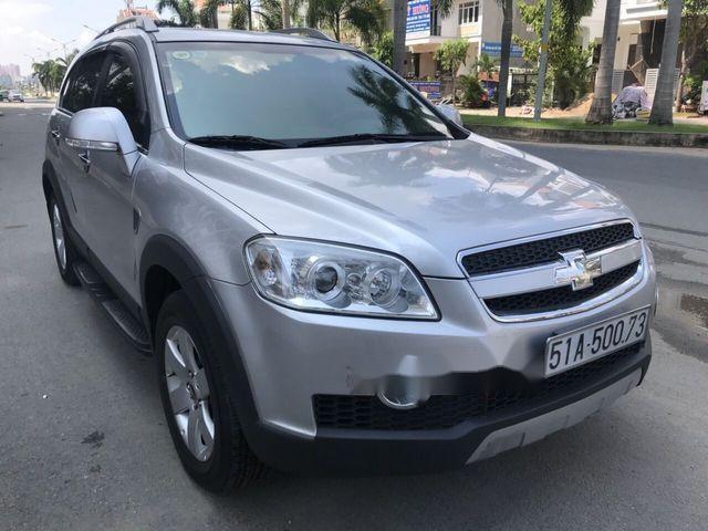 Bán Chevrolet Captiva LTZ 2.4 đời 2008, màu bạc chính chủ