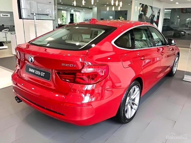 Cần bán xe BMW 3 Series 320i GT đời 2017, màu đỏ, nhập khẩu