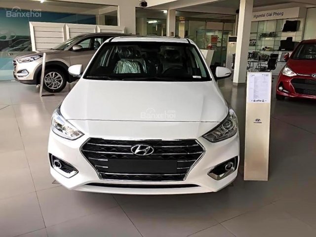 Bán xe Hyundai Accent năm sản xuất 2018, màu trắng