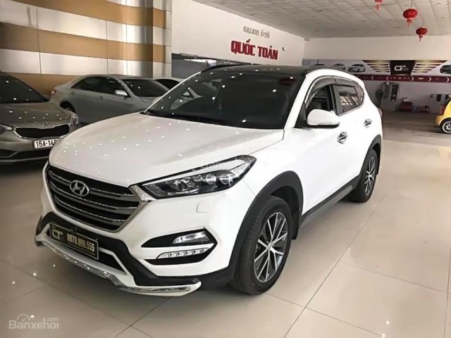 Bán Hyundai Tucson 2.0 ATH sản xuất 2016, màu trắng, xe nhập số tự động, giá chỉ 895 triệu