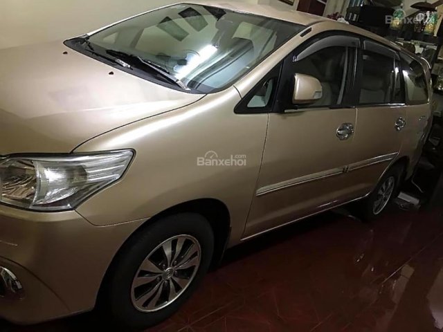 Bán Toyota Innova sản xuất năm 2015