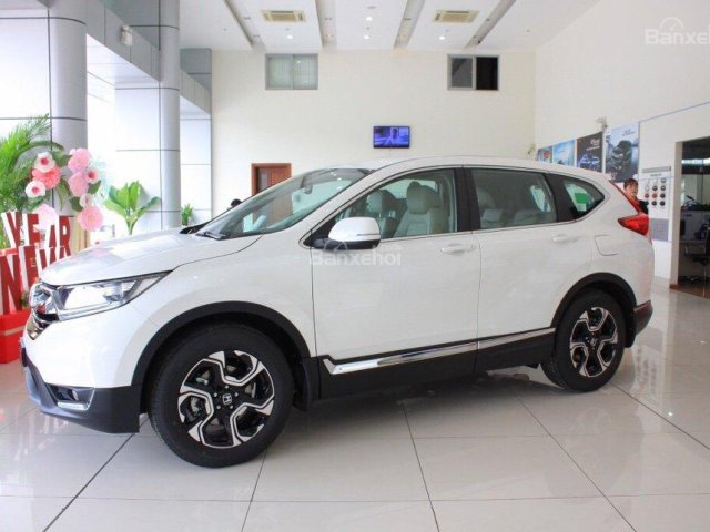 Bán Honda CR V 2018, hoàn toàn mới 7 chỗ, nhập khẩu, đủ màu giao ngay, hỗ trợ ngân hàng 90%