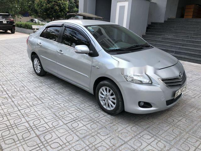 Bán xe Toyota Vios 1.5MT đời 2010, màu bạc chính chủ, 275 triệu