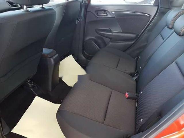 Cần bán xe Honda Jazz đời 2018, màu đỏ, nhập khẩu, 544 triệu