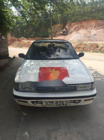 Cần bán xe Toyota Corolla đời 1990, màu trắng, giá tốt