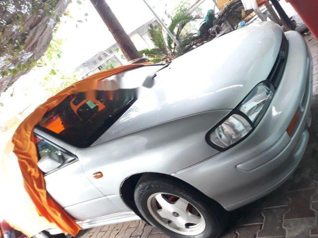 Bán Subaru Impreza năm 1995, màu trắng, giá tốt0