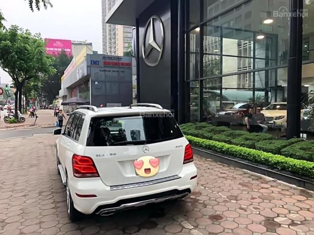 Cần bán gấp Mercedes GLK 250 AMG năm sản xuất 2015, màu trắng