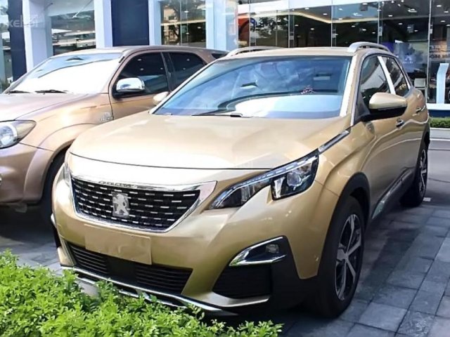 Bán Peugeot 3008 1.6 AT năm sản xuất 2018, màu vàng