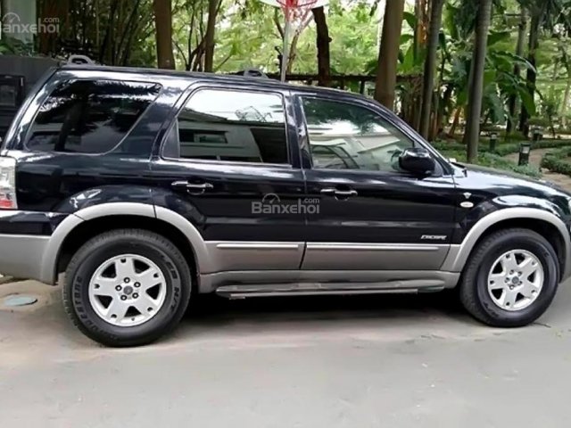 Bán Ford Escape XLT 3.0 AT sản xuất năm 2005, màu đen, giá tốt