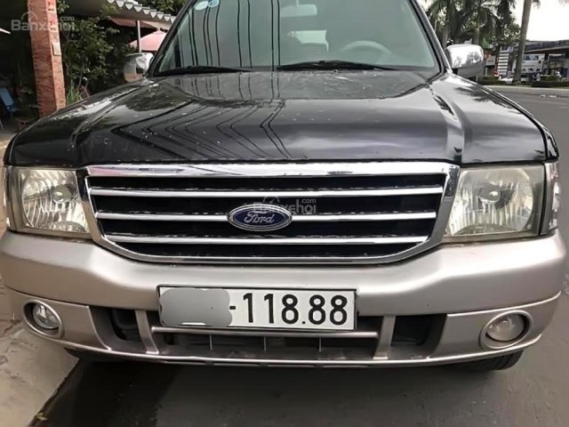 Bán Ford Everest MT 2005, màu đen xe gia đình, giá chỉ 295 triệu