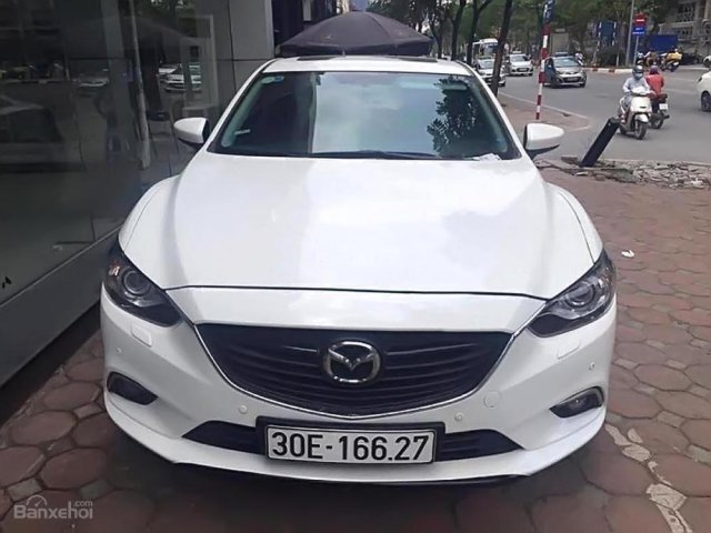 Cần bán gấp Mazda 6 2.5 sản xuất 2016, màu trắng, giá chỉ 835 triệu