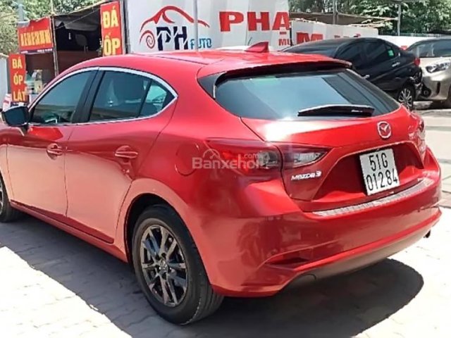 Cần bán lại xe Mazda 3 1.5L Facelift năm 2017, màu đỏ, 715tr