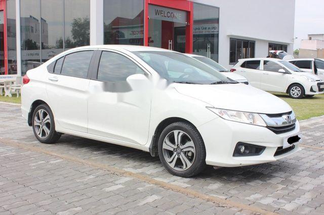 Bán Honda City đời 2016, màu trắng, giá 536tr