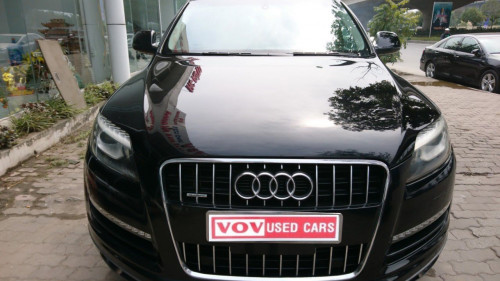 Cần bán xe Audi Q7 AT đời 2009, màu đen, nhập khẩu nguyên chiếc chính chủ