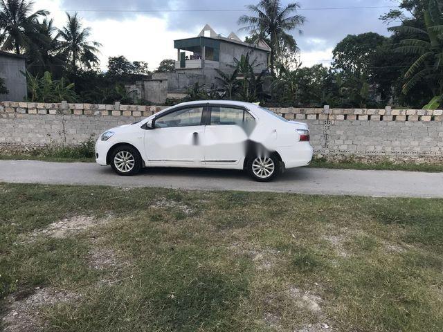 Bán Toyota Vios đời 2009, màu trắng còn mới, giá tốt