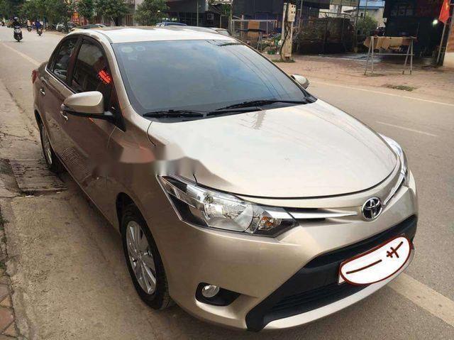 Cần bán lại xe Toyota Vios đời 2015, giá tốt