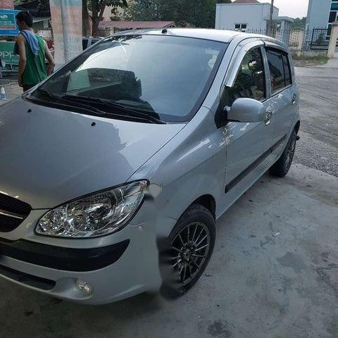 Chính chủ bán xe Hyundai Getz đời 2010, màu bạc