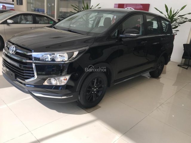 Bán Toyota Innova Venturer 2018 màu đen - Hỗ trợ trả góp 90%, bảo hành chính hãng 3 năm/Hotline: 0973.306.136