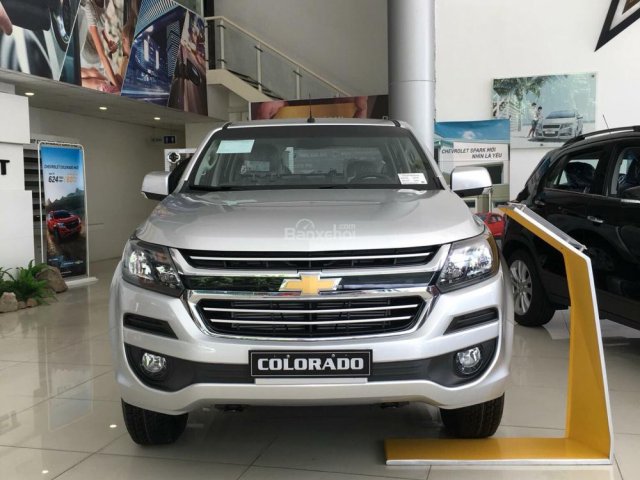 Bán Chevrolet Colorado 2.5 MT KM 30 tr, trả trước 100tr vay ngân hàng không cần chứng minh thu nhập - LH 093 4142 094