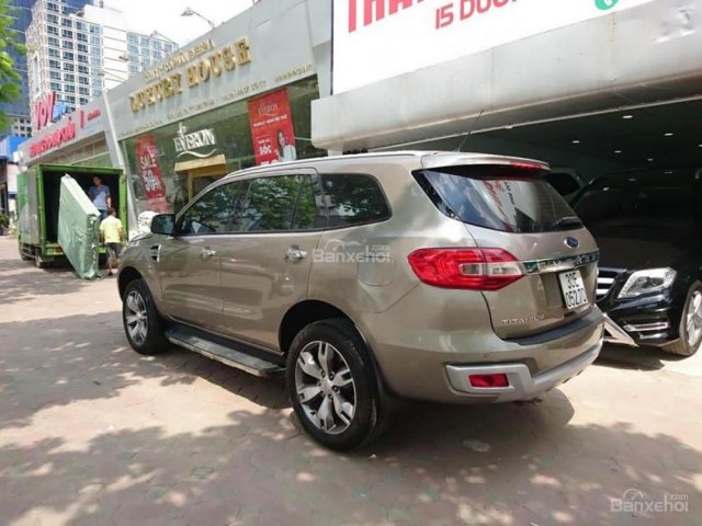 Bán Ford Everest 3.2L Titanium 4WD sản xuất năm 2016, màu vàng, nhập khẩu nguyên chiếc 