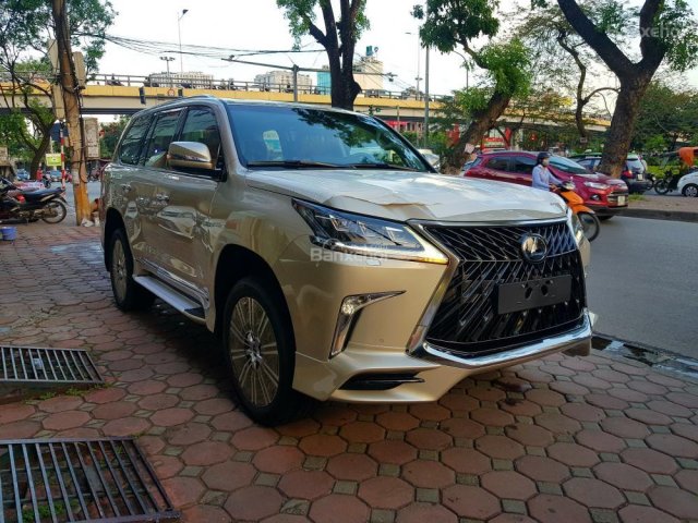 Bán ô tô Lexus LX 570S Super Sport Sx 2018, màu vàng cát, nhập khẩu Trung Đông0