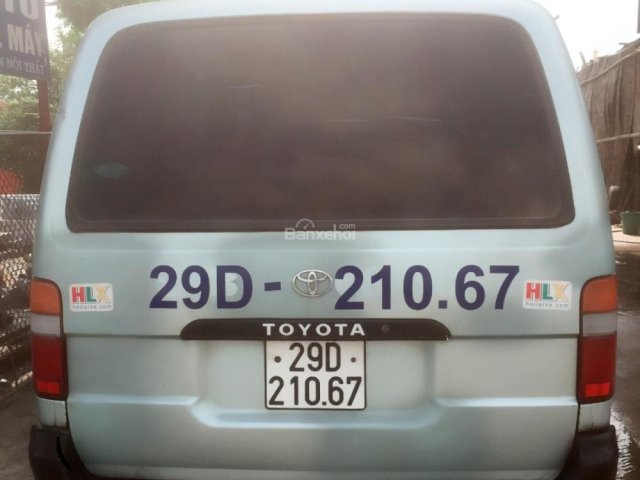 Cần bán xe Toyota Hiace 2002, màu xanh