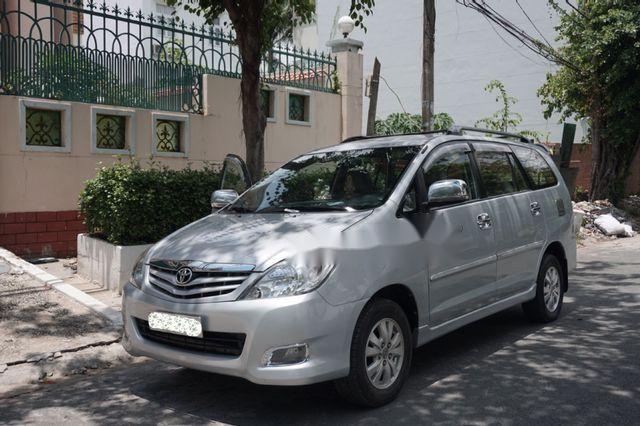 Bán ô tô Toyota Innova sản xuất 2011, màu bạc, giá chỉ 428 triệu