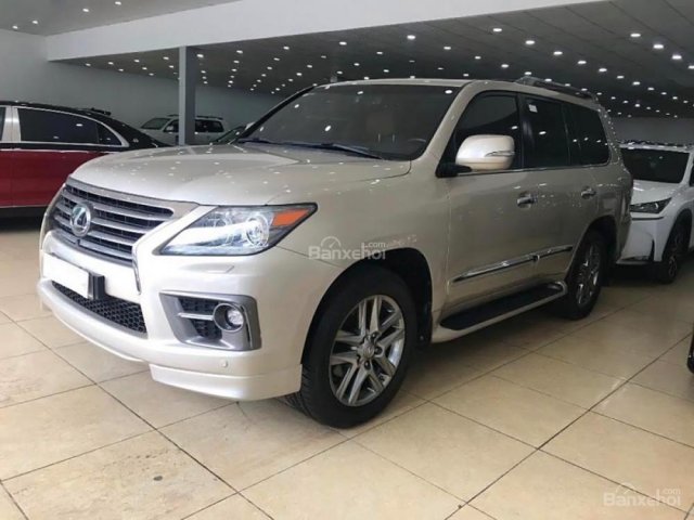 Bán Lexus LX 570 năm sản xuất 2015, màu vàng, nhập khẩu nguyên chiếc