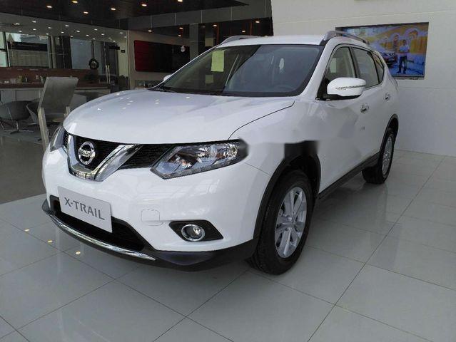 Cần bán Nissan X trail đời 2018, màu trắng, giá 848tr