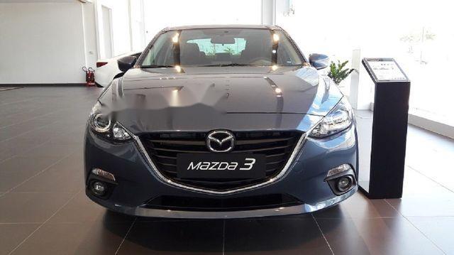 Bán xe Mazda 3 đời 2018, màu xanh lam 