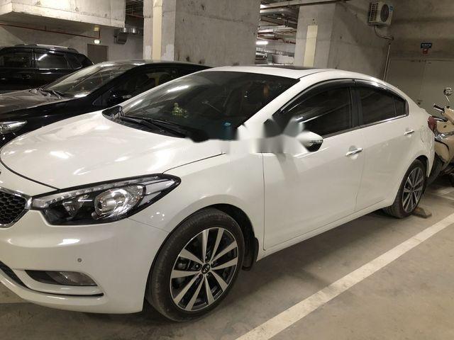 Bán xe Kia K3 1.6 năm 2015, màu trắng 