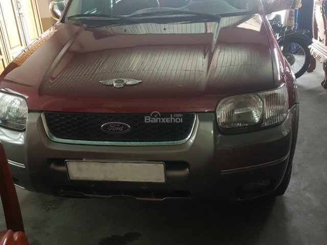 Bán Ford Escape 2002 gia đình đi, cần tiền bán