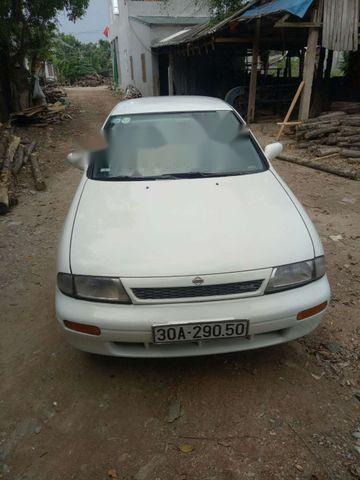 Cần bán lại xe Nissan Bluebird sản xuất 1993, 90 triệu