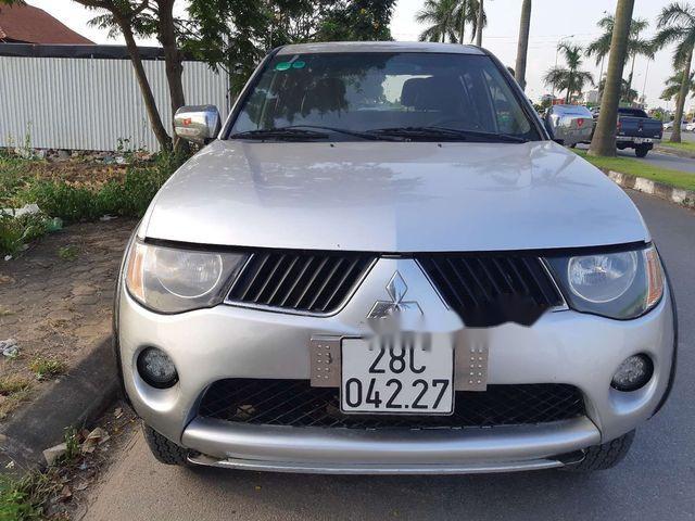 Bán Mitsubishi Triton đời 2008, màu bạc  