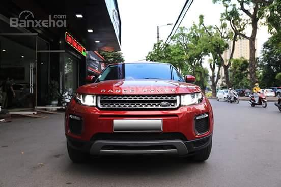 Bán xe LandRover Evoque Dynamic đời 2018, màu đỏ, xe đăng ký 2018 như mới 99,99%